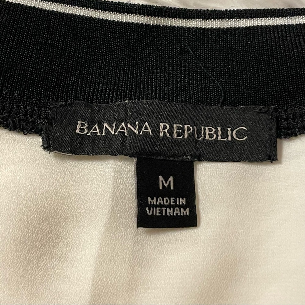 Banana Republic Semi Sheer Top, Medium - Picture 5 of 7